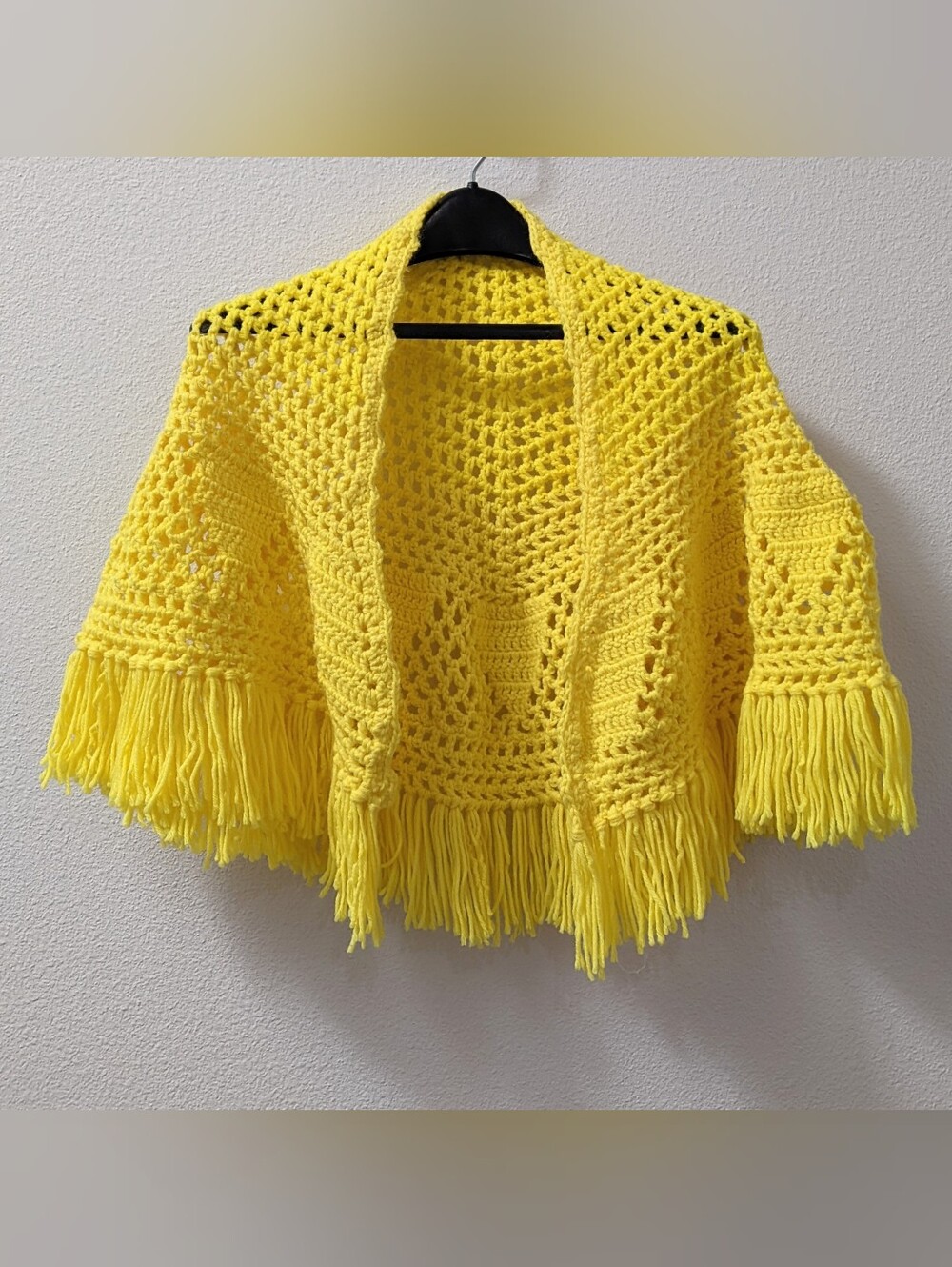 Handmade vintage bright yellow crocheted shawl with fringe in EUC